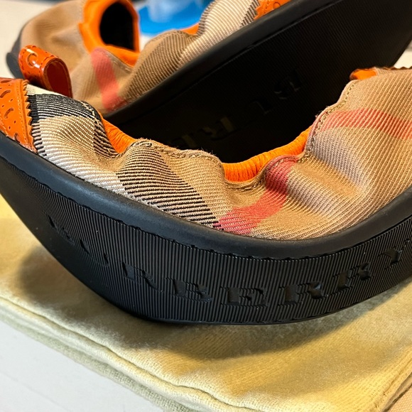 BURBERRY NWT AUTHENTIC GENUINE LEATHER HOUSE CHECK BALLET FLATS - Picture 11 of 17